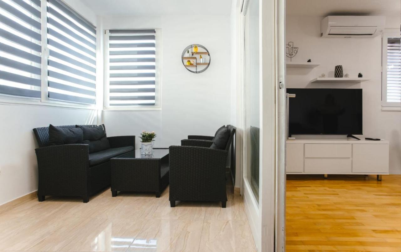 Apartment Bozic Omiš Exterior foto